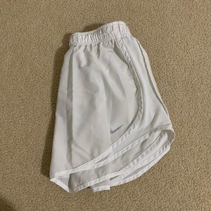 white nike shorts